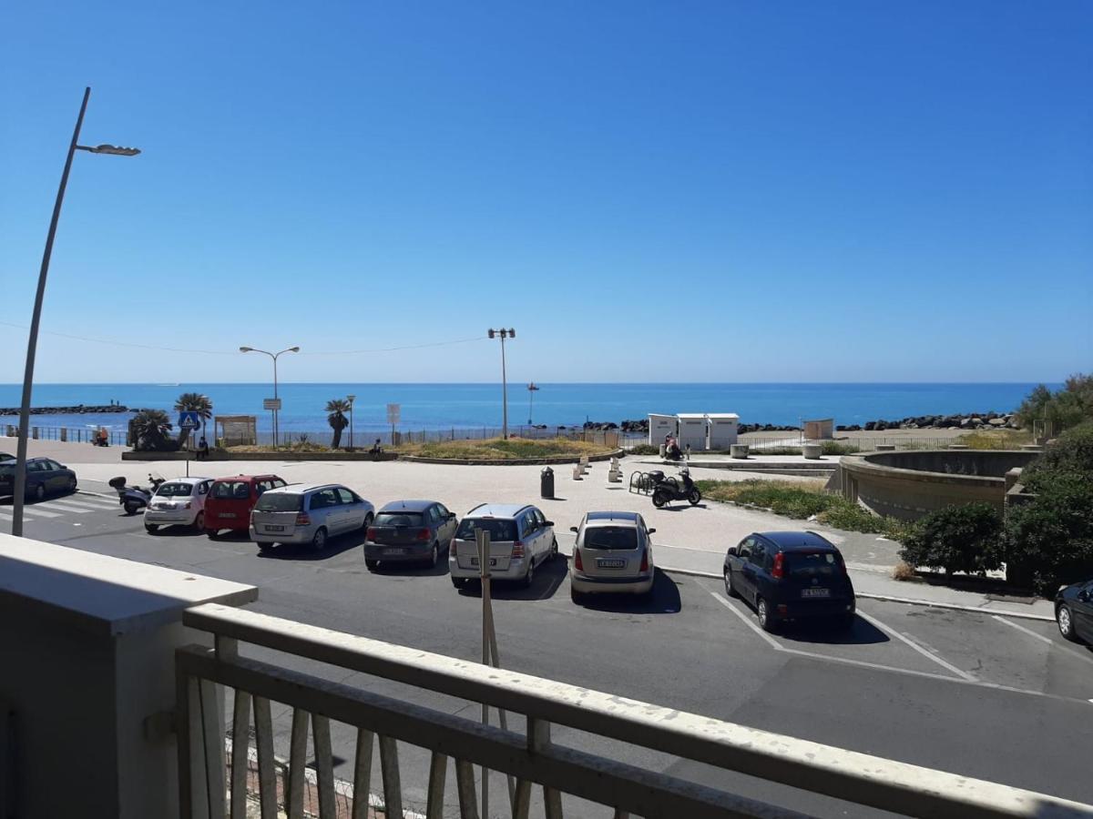 La Terrazza Sul Porto Apartamento Lido di Ostia Exterior foto